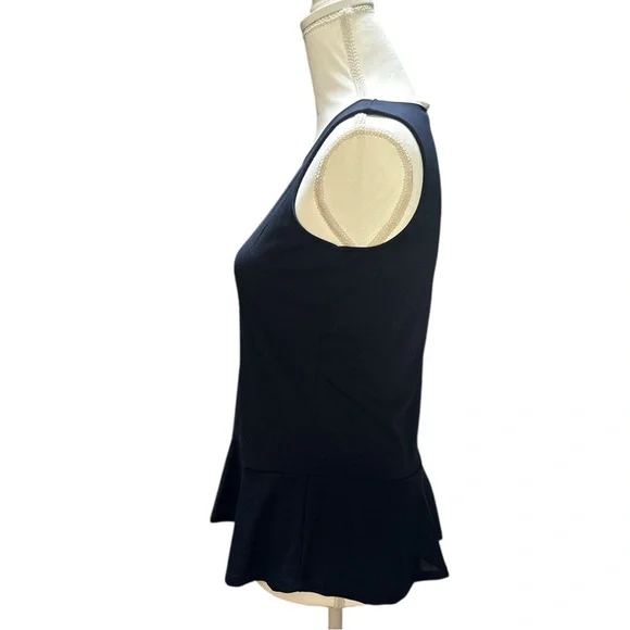 Tommy Hilfiger Elegant Navy Blue‎ Sleeveless Top - Picture 2 of 7